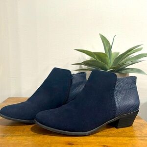 BASS ankle boots, size 8.5